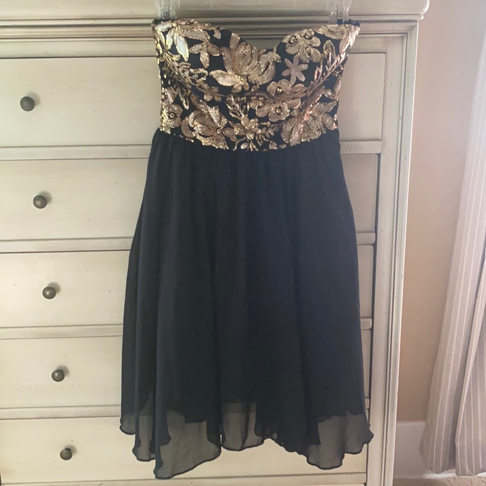 Romwe - Beautiful and ready for homecoming!